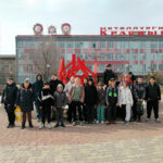 Студенты-волонтеры нашего филиала сопровождали школьников на экскурсию в Волгоградский Металлургический завод «Красный Октябрь»