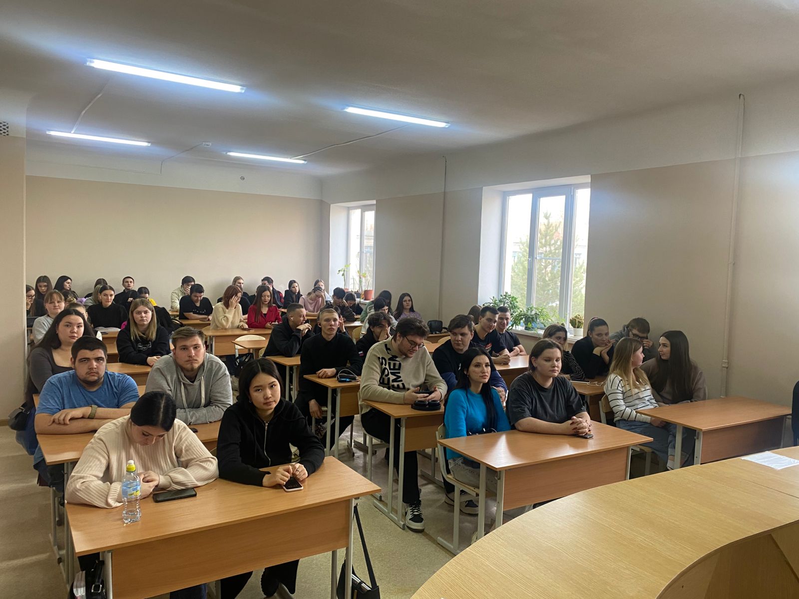 РГУ СоцТех приглашает выпускников филиала к поступлению