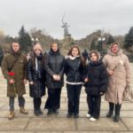 Студенты ВФ РГУ СоцТех приняли участие в акции возложения цветов на Мамаевом Кургане Студенты ВФ РГУ СоцТех приняли участие в акции возложения цветов на Мамаевом Кургане