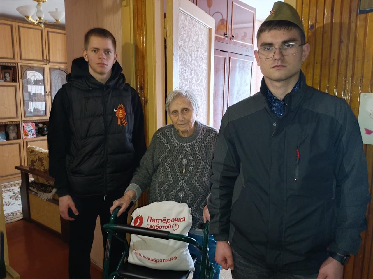 Студенты ВФ РГУ СоцТех поздравили ветеранов и участников Великой Отечественной войны