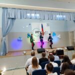 Торжественная линейка в ВФ РГУ СоцТех, посвященная Дню знаний Торжественная линейка в ВФ РГУ СоцТех, посвященная Дню знаний