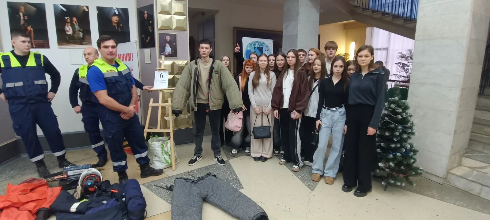 Студенты ВФ РГУ СоцТех осваивают навыки выживания и безопасности