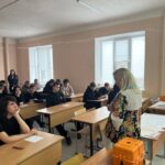 Школьники МОУ СШ №32 приняли участие в проекте «День из жизни специалиста» Школьники МОУ СШ №32 приняли участие в проекте «День из жизни специалиста»