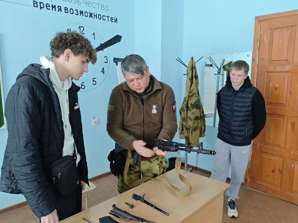 В ВФ РГУ СоцТех прошел урок по начальной военной подготовке