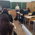 Преподаватель ВФ РГУ СоцТех провела профориентационную встречу с волгоградскими школьниками Преподаватель ВФ РГУ СоцТех провела профориентационную встречу с волгоградскими школьниками