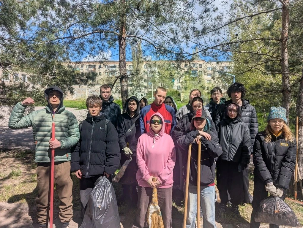 Субботник: и в городе, и в филиале
