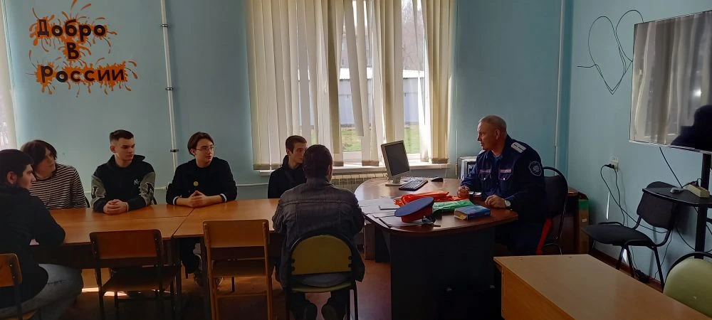 В ВФ РГУ СоцТех прошло занятие с казаками, посвящённое истории и культуре Донского края