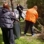 Субботник: и в городе, и в филиале Субботник: и в городе, и в филиале