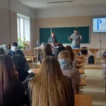Вместе против жестокости: лекция центра «Ровесник» в ВФ РГУ СоцТех Вместе против жестокости: лекция центра «Ровесник» в ВФ РГУ СоцТех