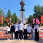 Помним и гордимся: студенты ВФ РГУ СоцТех приняли участие в акции возложения цветов в парке Гагарина Помним и гордимся: студенты ВФ РГУ СоцТех приняли участие в акции возложения цветов в парке Гагарина