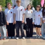 Помним и гордимся: студенты ВФ РГУ СоцТех приняли участие в акции возложения цветов в парке Гагарина Помним и гордимся: студенты ВФ РГУ СоцТех приняли участие в акции возложения цветов в парке Гагарина