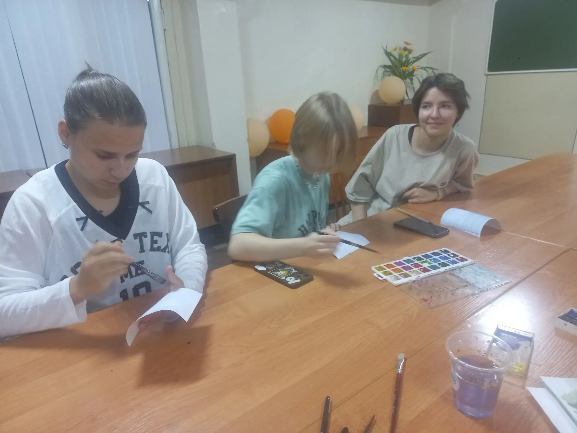 Творчество объединяет: в общежитии ВФ РГУ СоцТех прошел мастер-класс по рисунку Творчество объединяет: в общежитии ВФ РГУ СоцТех прошел мастер-класс по рисунку