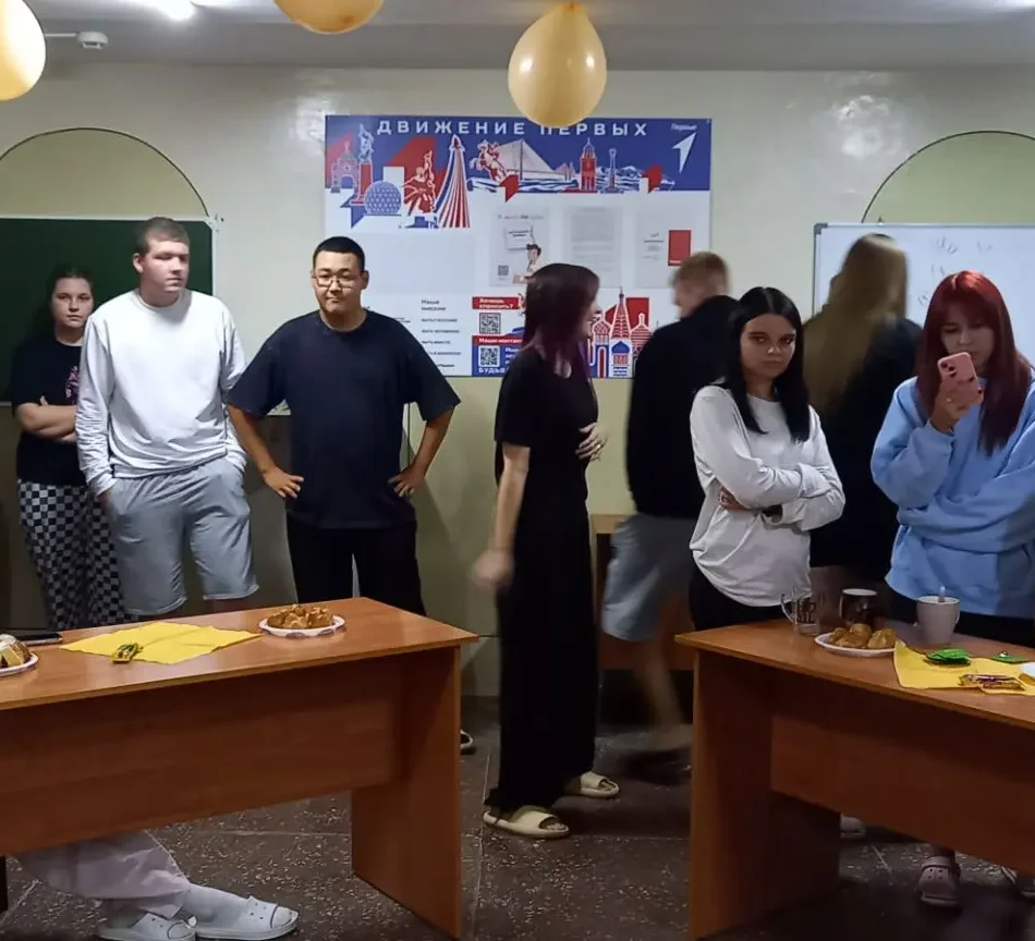В общежитии ВФ РГУ СоцТех прошло знакомство старшекурсников и первокурсников